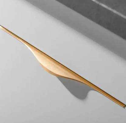 Ручка торцевая GTV UA-PICADO-256-296-01 256мм золото браш